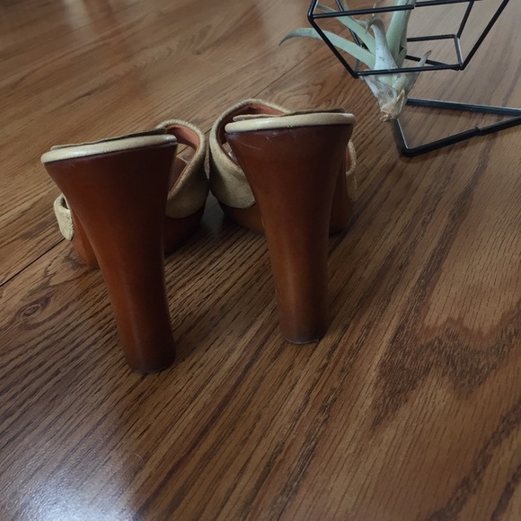 Vintage Montgomery Ward Heel Sandals - Picture 3 of 3